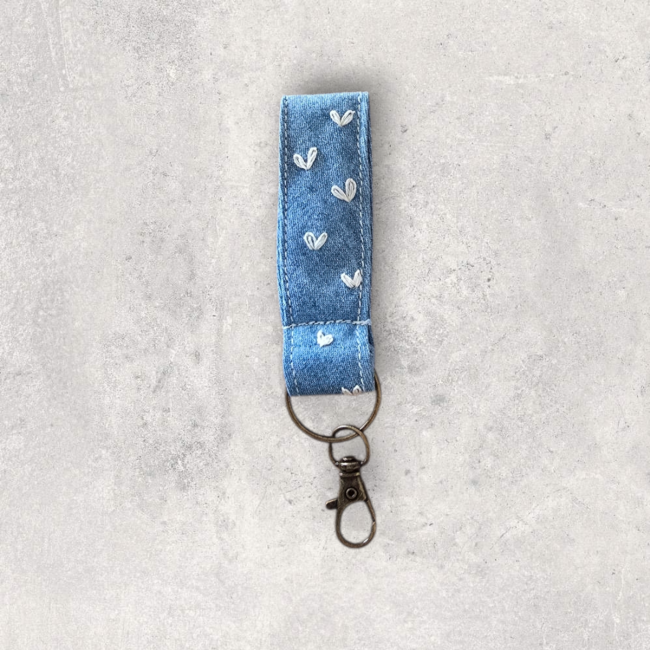 Porte-clés coeurs blancs